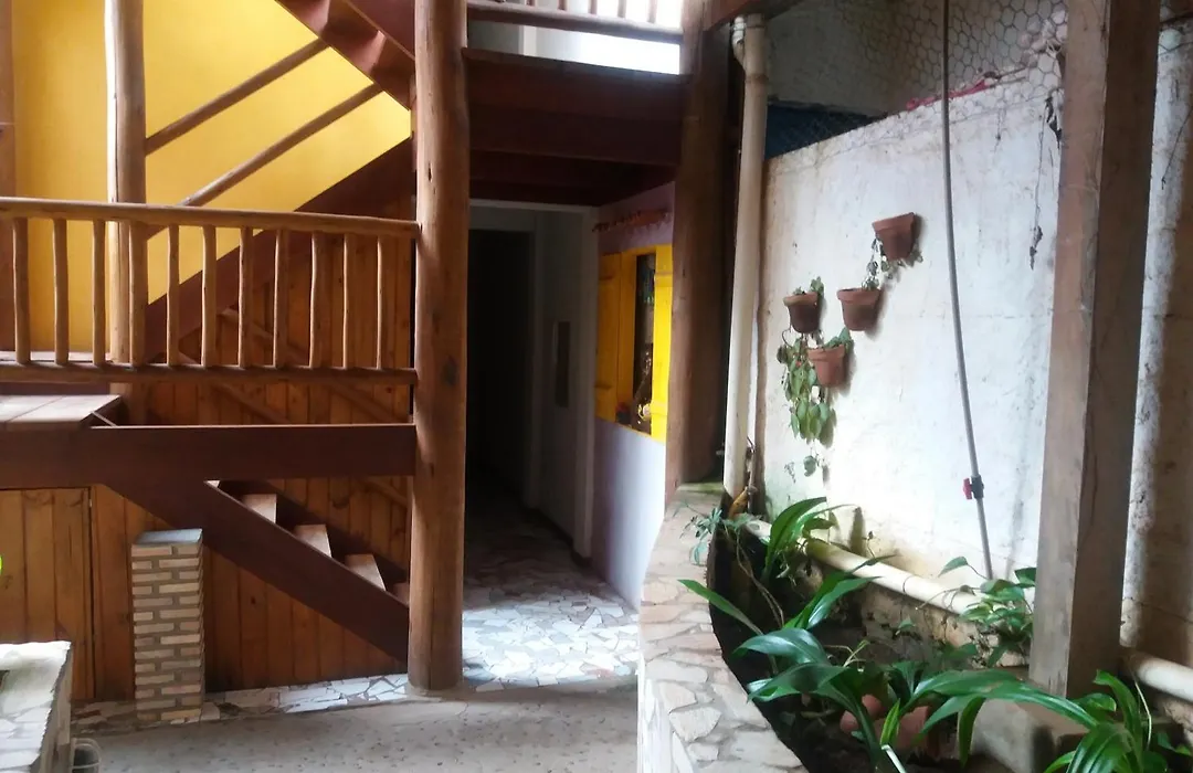 O Pharol Hostel e Pousada-1